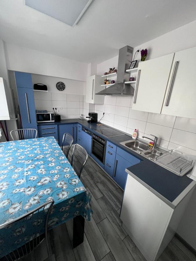 Victoria Apartment Меркуря-Чук Экстерьер фото